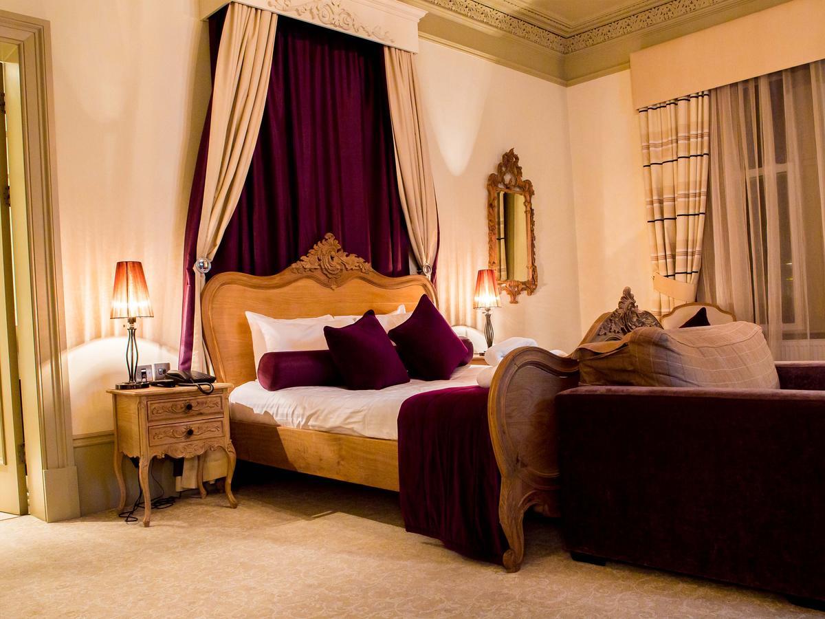 Lynnhurst Hotel จอห์นสโตน ภายนอก รูปภาพ