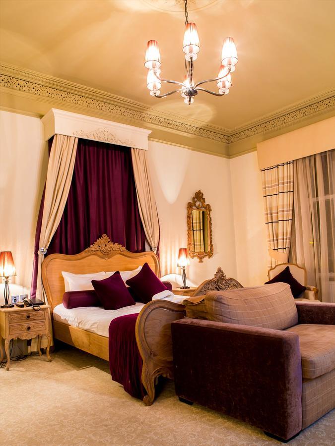 Lynnhurst Hotel จอห์นสโตน ภายนอก รูปภาพ